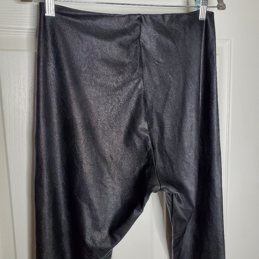 Commando Revolve Perfect Control Black High Rise … - image 8